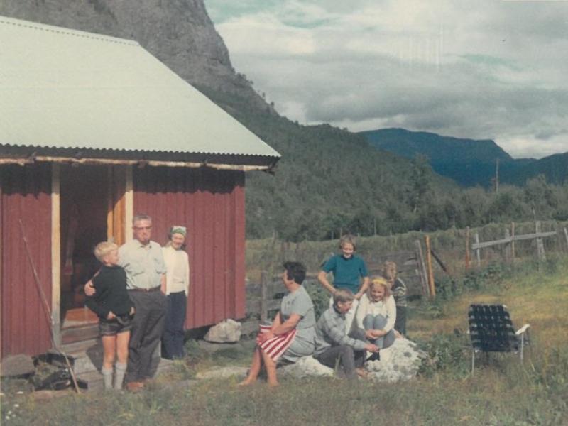 Karl som barn på ferie i Norge